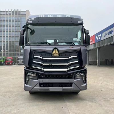 良い価格 二列ホウシノトラク トラクタートラック 6x4 610hp 10輪 中古 オンライン