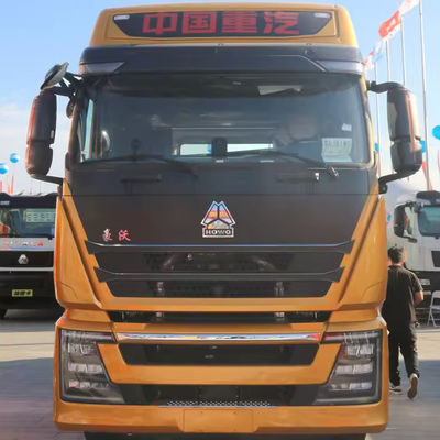良い価格 中古 ハウオー SINOTRUCK 6X4 トラックヘッド T7H 460 EURO 5 排出量のあるトラック オンライン
