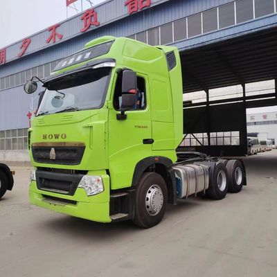 良い価格 マルチメディアシステム マニュアルウィンドウ付きの中古ハウオー シノトラック トラクタートラック T7H 540HP 6X4 オンライン
